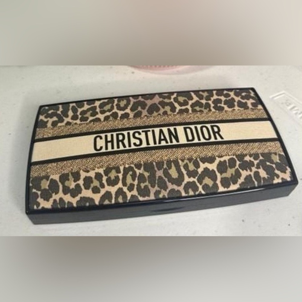 Dior New Limited Edition Eyeshadow or Blush Palette. 10 Shades. 001.